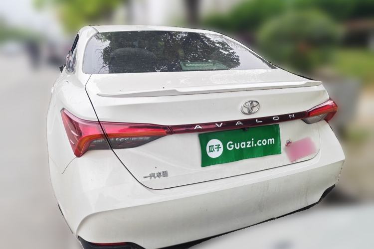 Used Toyota Avalon 2019 2.5L Ambition Version China VI Standard Rear