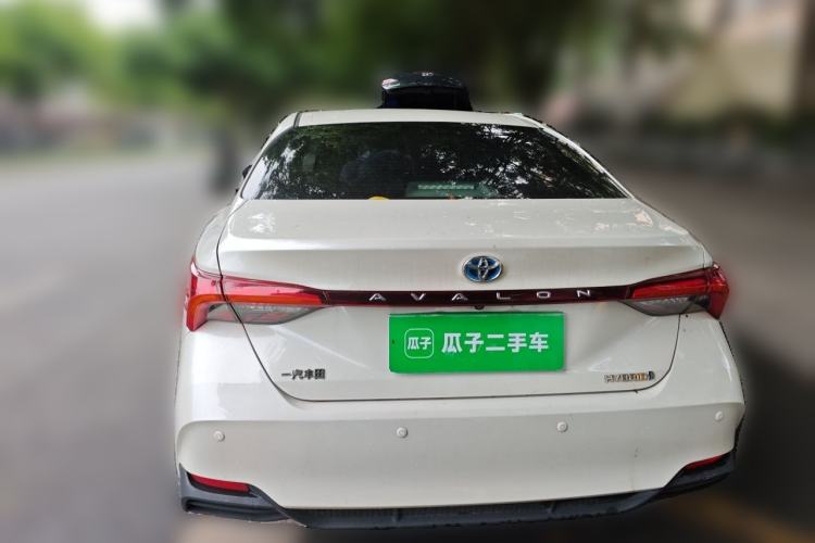 Used Toyota Avalon 2019 Dual-Engine 2.5L Luxury Edition China VI Standard Rear