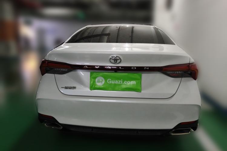Used Toyota Avalon 2019 2.0L Luxury Edition China VI Standard Rear