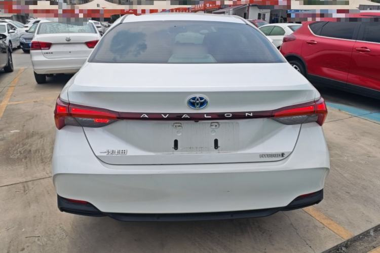Used Toyota Avalon 2019 Dual-Engine 2.5L Luxury Edition China VI Standard Rear