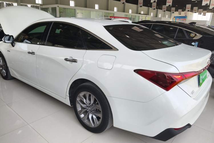 Used Toyota Avalon 2019 Dual-Engine 2.5L Luxury Edition China VI Standard Rear Left 45 Deg