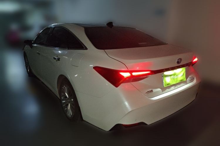Used Toyota Avalon 2019 Dual-Engine 2.5L XLE Prestige Version China VI Standard Rear Left 45 Deg
