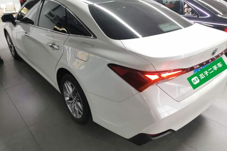 Used Toyota Avalon 2019 Dual-Engine 2.5L Luxury Edition China VI Standard Rear Left 45 Deg