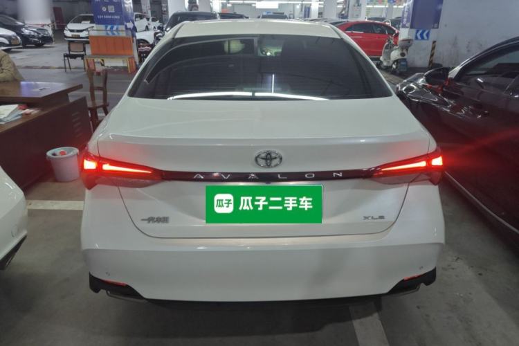 Used Toyota Avalon 2019 2.0L XLE Premium Edition China VI Rear