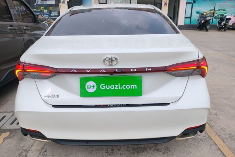 Used Toyota Avalon 2019 2.0L Luxury Edition China VI Standard Rear
