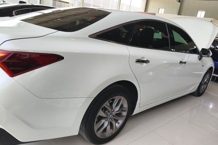 Used Toyota Avalon 2019 Dual-Engine 2.5L Luxury Edition China VI Standard Rear Right 45 Deg
