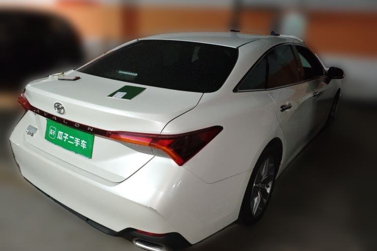 Used Toyota Avalon 2019 2.0L Luxury Edition China VI Standard Rear Right 45 Deg