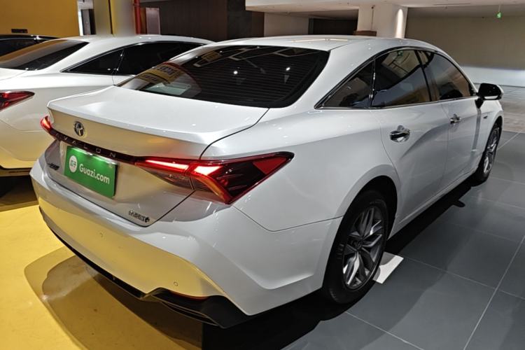 Used Toyota Avalon 2019 Dual-Engine 2.5L Luxury Edition China VI Standard Rear Right 45 Deg