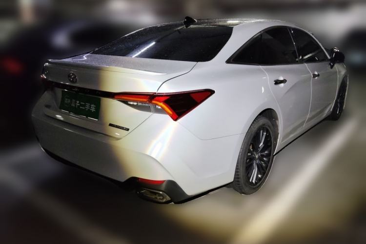 Used Toyota Avalon 2019 2.5L Touring Premium Version China VI Standard Rear Right 45 Deg