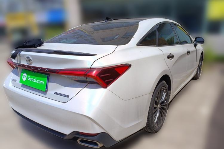 Used Toyota Avalon 2019 2.5L Touring Premium Version China VI Standard Rear Right 45 Deg