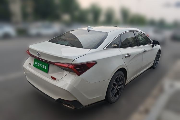 Used Toyota Avalon 2019 2.0L Luxury Edition China VI Standard Rear Right 45 Deg