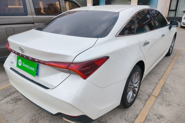 Used Toyota Avalon 2019 2.0L Luxury Edition China VI Standard Rear Right 45 Deg