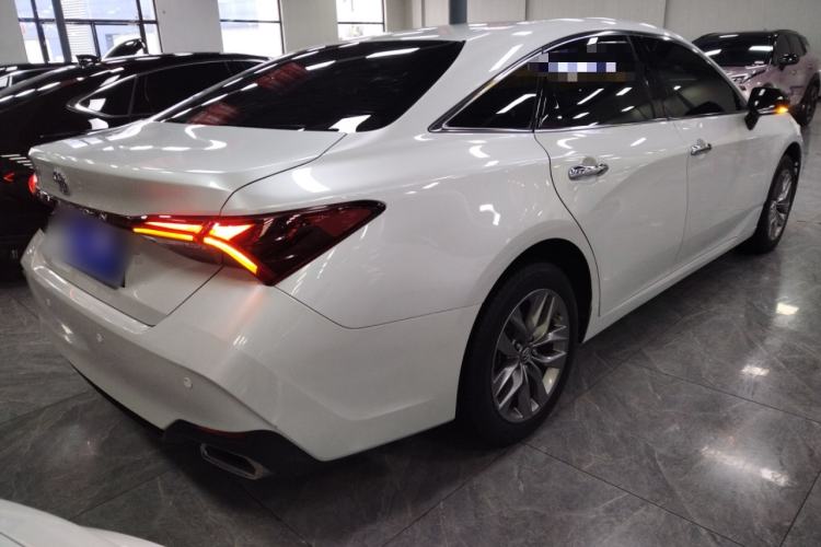 Used Toyota Avalon 2019 2.0L Luxury Edition China VI Standard Rear Right 45 Deg