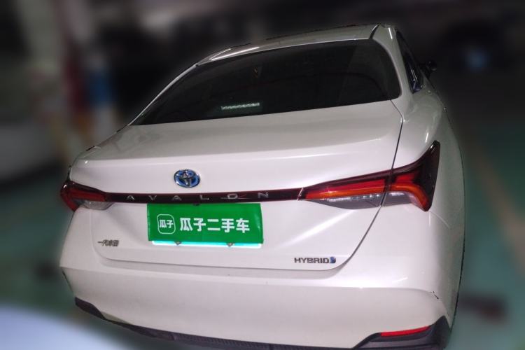Used Toyota Avalon 2019 Dual-Engine 2.5L Luxury Edition China VI Standard Rear