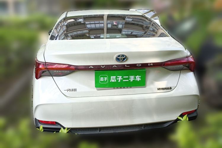 Used Toyota Avalon 2019 Dual-Engine 2.5L Luxury Edition China VI Standard Rear