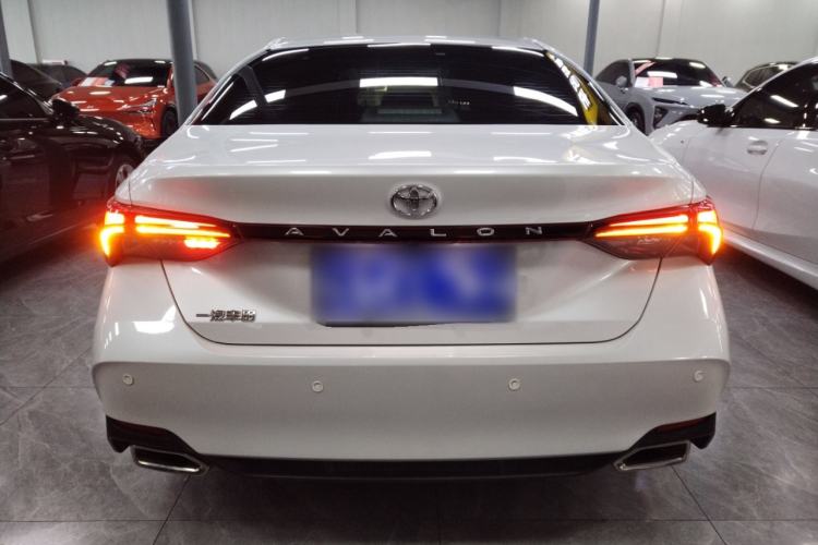 Used Toyota Avalon 2019 2.0L Luxury Edition China VI Standard Rear