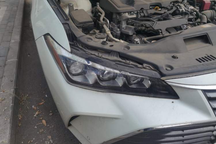 Used Toyota Avalon 2019 2.5L Ambition Version China V Standard Right Front Headlight
