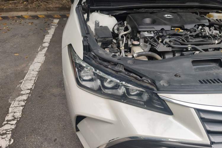 Used Toyota Avalon 2019 Dual-Engine 2.5L Luxury Edition China VI Standard Right Front Headlight
