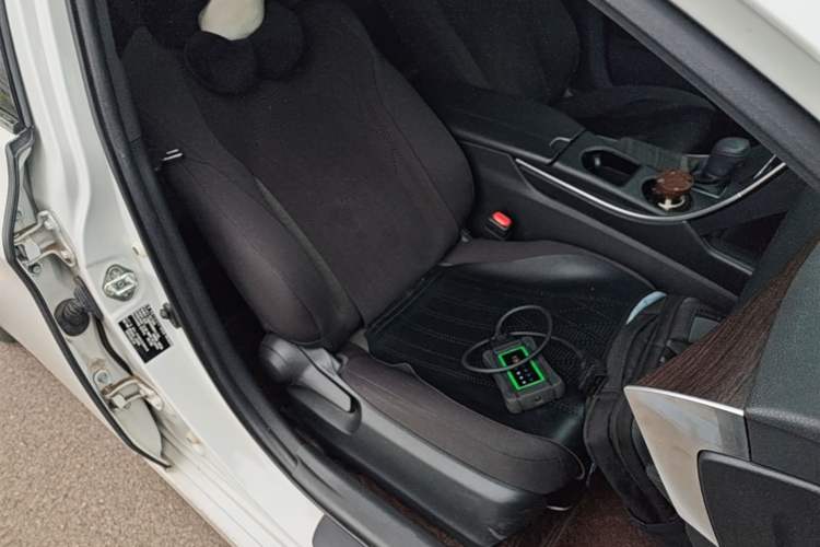 Used Toyota Avalon 2019 2.0L Ambition Edition China VI Right Front Seat