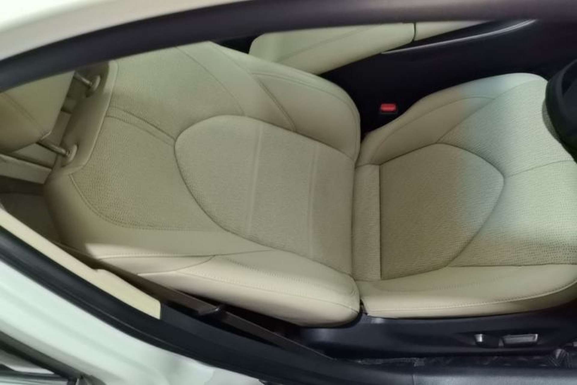 Used Toyota Avalon 2019 2.0L Luxury Edition China VI Standard Right Front Seat