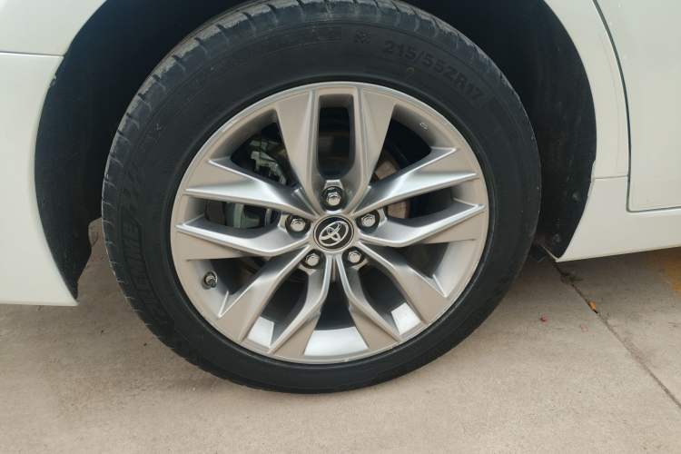 Used Toyota Avalon 2019 Dual-Engine 2.5L Luxury Edition China VI Standard Right Rear Wheel Hub