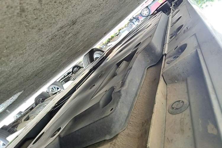 Used Toyota Avalon 2019 Dual-Engine 2.5L Luxury Edition China VI Standard Right Side Sill