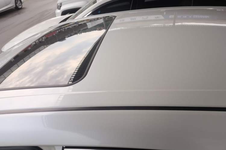 Used Toyota Avalon 2019 2.0L Ambition Edition China VI Roof