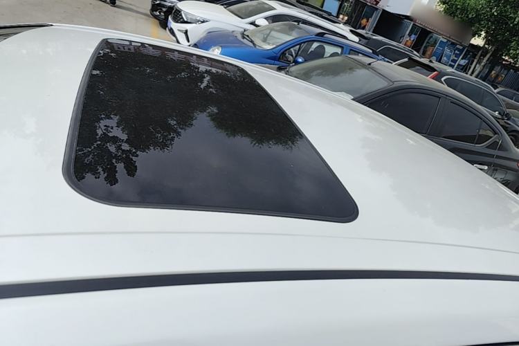 Used Toyota Avalon 2019 2.0L Ambition Edition China VI Roof