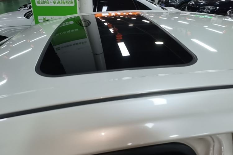 Used Toyota Avalon 2019 2.0L Luxury Edition China VI Standard Roof