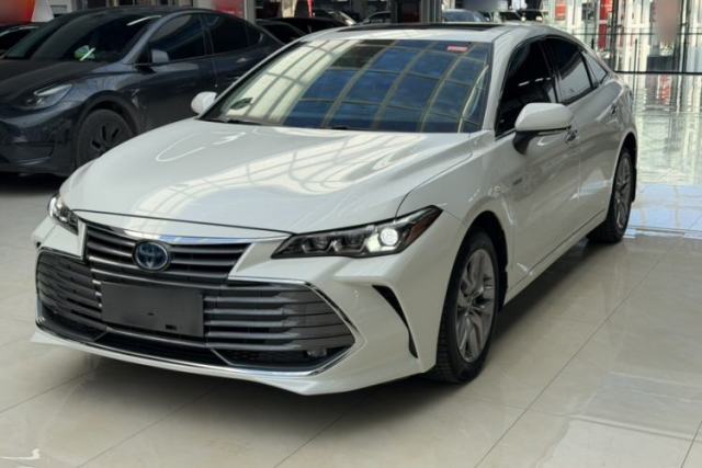 Used Toyota Avalon 2019 Dual-Engine 2.5L Luxury Edition China V Standard