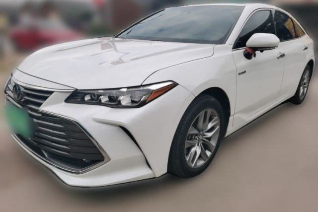 Used Toyota Avalon 2019 Dual-Engine 2.5L Luxury Edition China VI Standard