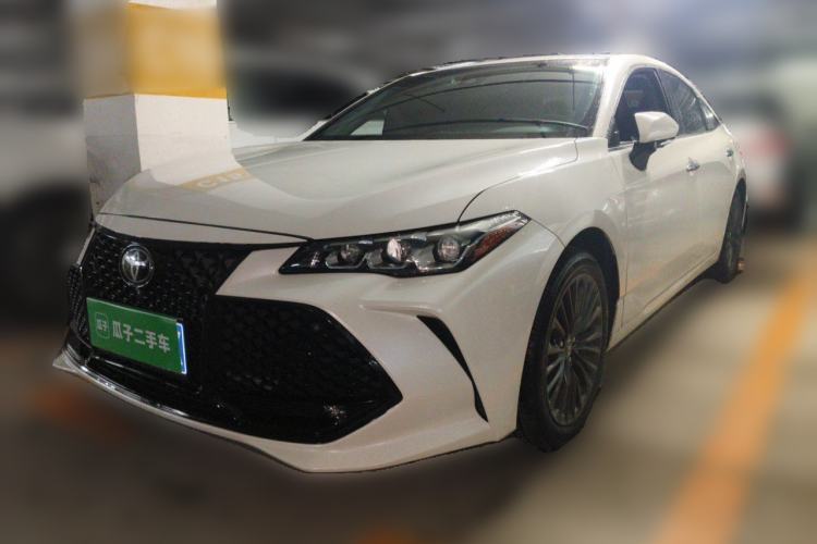 Used Toyota Avalon 2019 2.0L XLE Premium Edition China VI Guazi used car, China used car export, Used car for sale, Used Toyota cars, Cheapest cars for sale