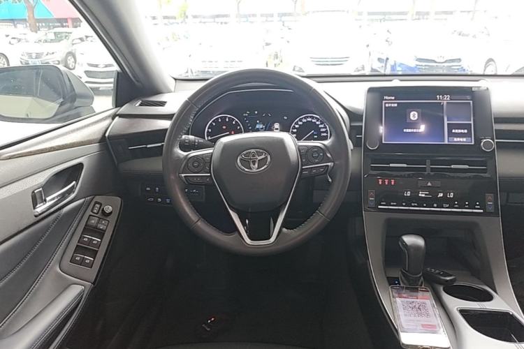 Used Toyota Avalon 2019 2.0L XLE Premium Edition China VI Steering Wheel