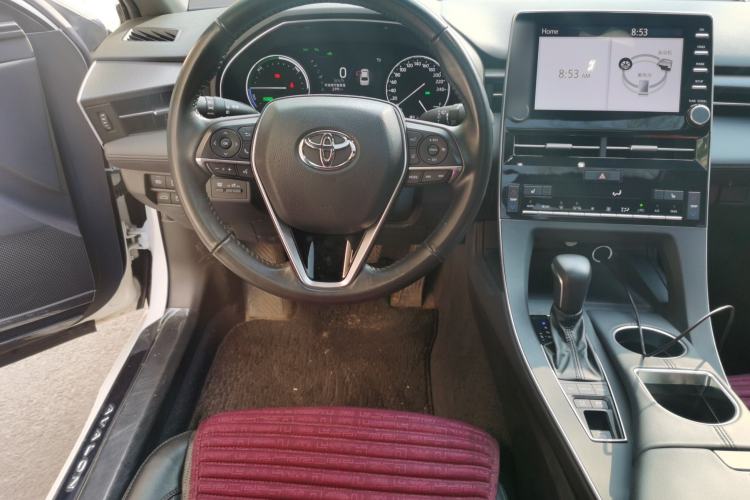 Used Toyota Avalon 2019 Dual-Engine 2.5L XLE Prestige Version China VI Standard Steering Wheel