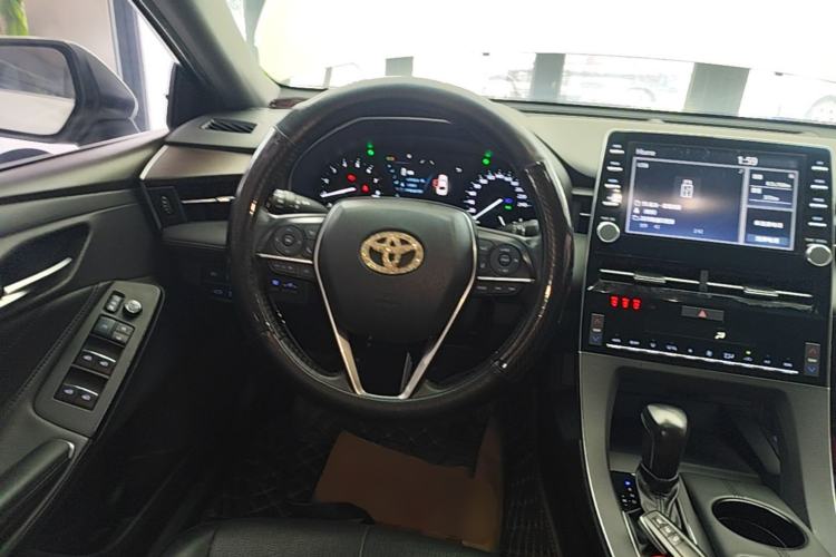 Used Toyota Avalon 2019 2.0L Luxury Edition China VI Standard Steering Wheel