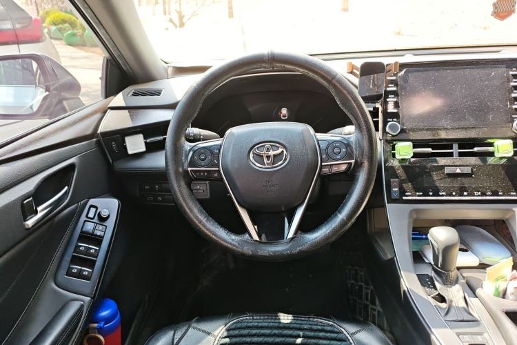 Used Toyota Avalon 2019 2.0L Luxury Edition China VI Standard Steering Wheel