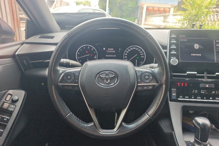 Used Toyota Avalon 2019 2.0L XLE Premium Edition China VI Steering Wheel
