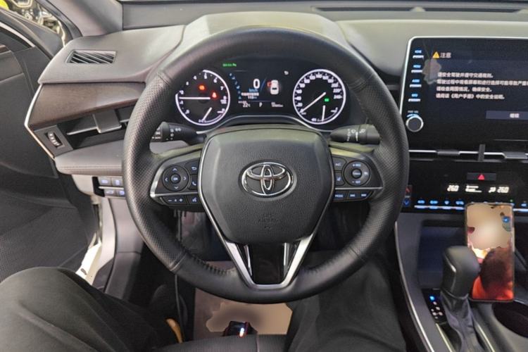 Used Toyota Avalon 2019 2.0L XLE Premium Edition China VI Steering Wheel