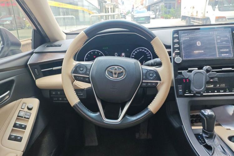 Used Toyota Avalon 2019 2.0L XLE Premium Edition China VI Steering Wheel
