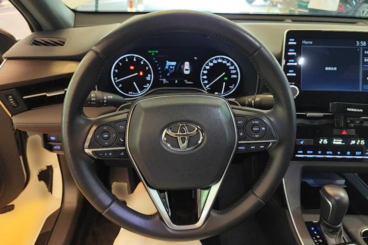 Used Toyota Avalon 2019 2.5L Touring Premium Version China VI Standard Steering Wheel