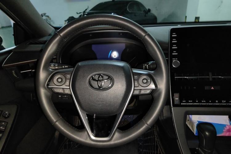 Used Toyota Avalon 2019 2.0L Luxury Edition China VI Standard Steering Wheel