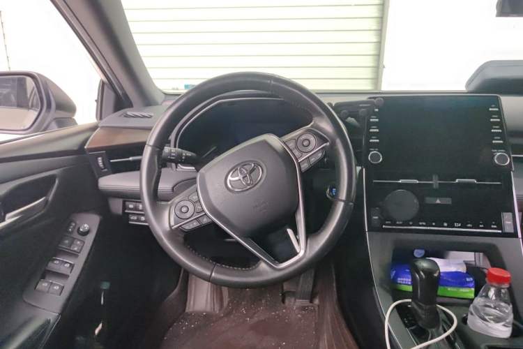 Used Toyota Avalon 2019 2.0L Luxury Edition China VI Standard Steering Wheel