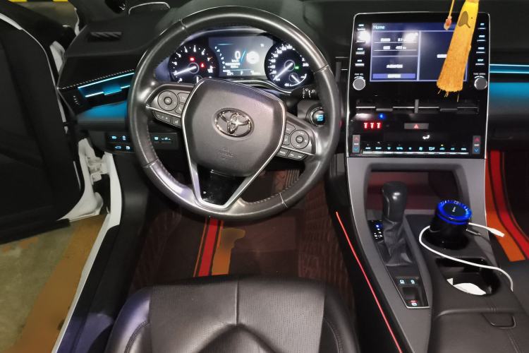 Used Toyota Avalon 2019 2.0L Luxury Edition China VI Standard Steering Wheel