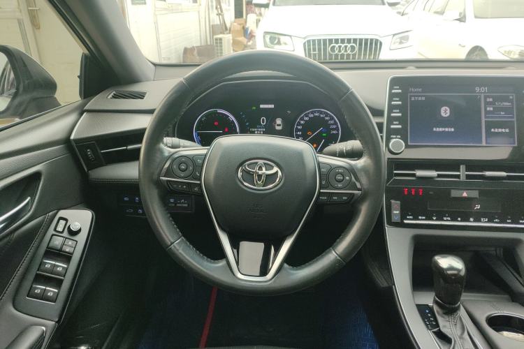 Used Toyota Avalon 2019 Dual-Engine 2.5L Luxury Edition China VI Standard Steering Wheel