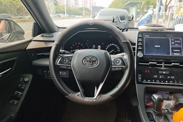 Used Toyota Avalon 2019 2.0L Luxury Edition China VI Standard Steering Wheel