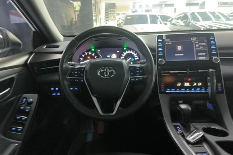 Used Toyota Avalon 2019 2.0L Luxury Edition China VI Standard Steering Wheel