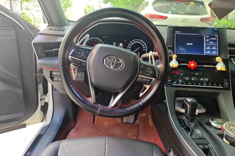 Used Toyota Avalon 2019 2.0L XLE Premium Edition China VI Steering Wheel