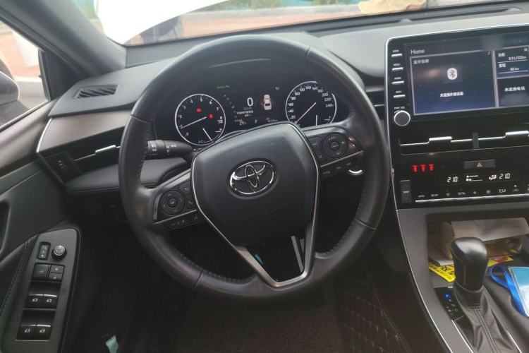 Used Toyota Avalon 2019 2.0L XLE Premium Edition China VI Steering Wheel