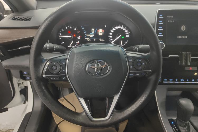 Used Toyota Avalon 2019 2.0L Ambition Edition China VI Steering Wheel