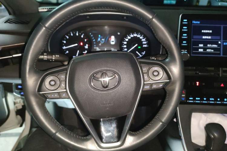 Used Toyota Avalon 2019 2.0L Luxury Edition China VI Standard Steering Wheel